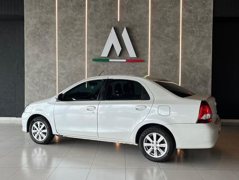 Toyota ETIOS X Plus Sedan 1.5 Flex 16V 4p Aut.