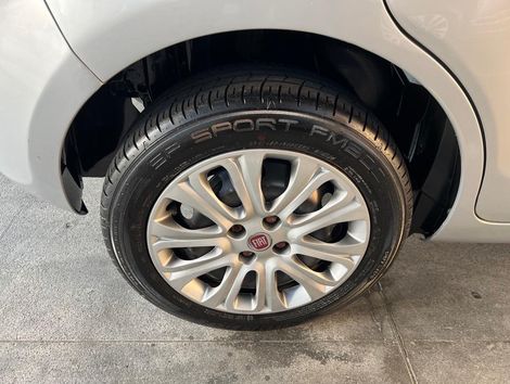 Fiat Palio ESSENCE 1.6 Flex 16V 5p