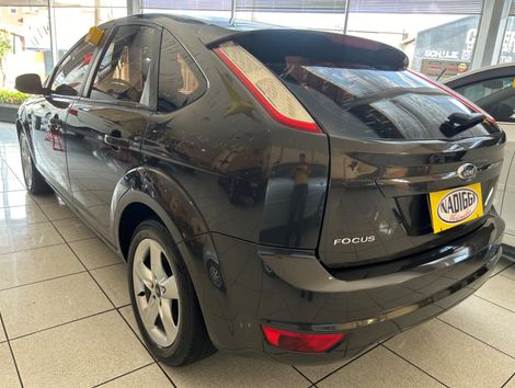 Ford Focus 1.6 S/SE/SE Plus Flex 8V/16V  5p