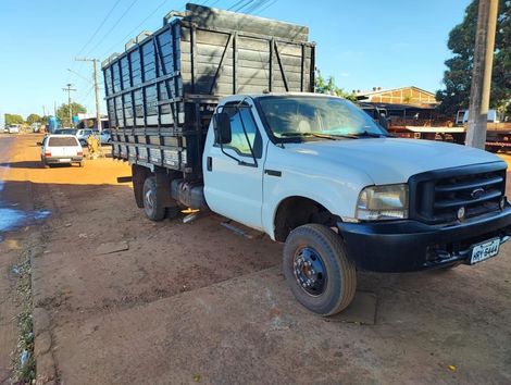 FORD F-4000 TURBO CUMMINS 2p (diesel)