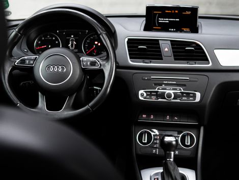 Audi Q3 1.4 TFSI/TFSI Flex S-tronic 5p