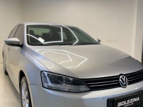 VolksWagen JETTA Comfortline 2.0 T.Flex 8V 4p Tipt.