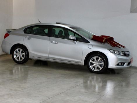 Honda Civic Sedan EXS 1.8/1.8 Flex 16V Aut. 4p