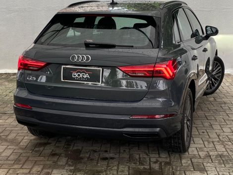 Audi Q3 Black Ed. 1.4 TFSI Flex/Black S-tron.