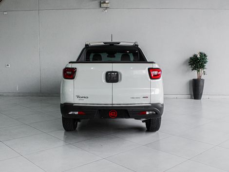 Fiat Toro Volcano 2.4 16V Flex Aut.