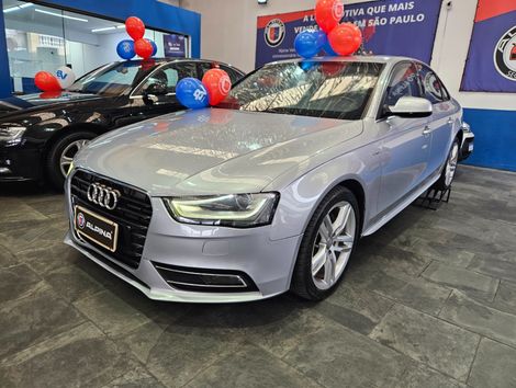 Audi A4 Launch Edition 2.0 TFSI 190cv S troni