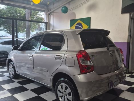 Toyota ETIOS XS 1.5 Flex 16V 5p Aut.