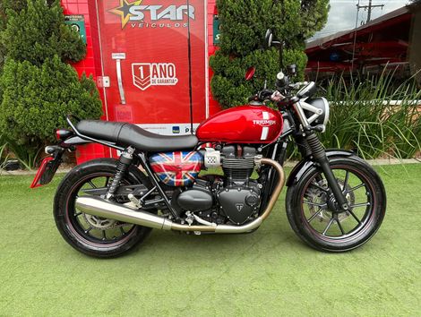 TRIUMPH STREET  TWIN 900cc