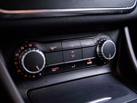 Mercedes GLA 200 Advance 1.6/1.6 TB 16V Flex Aut.