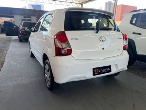 Toyota ETIOS X 1.3 Flex 16V 5p Mec.