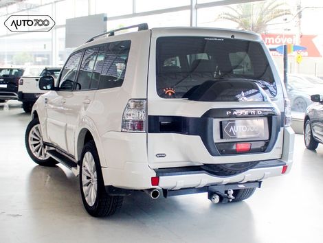 Mitsubishi Pajero HPE Full 3.2 4x4 T.I.Dies. 5p Aut