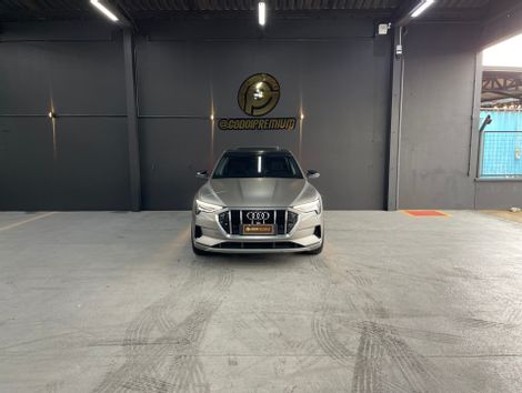 Audi E-TRON Sportback Perf. Aut. (Elétrico)