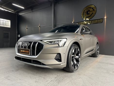 Audi E-TRON Sportback Perf. Aut. (Elétrico)