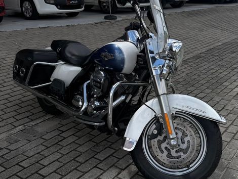 Harley ROAD KING CLASSIC  FLHRC/ CUSTOM FLHRSI