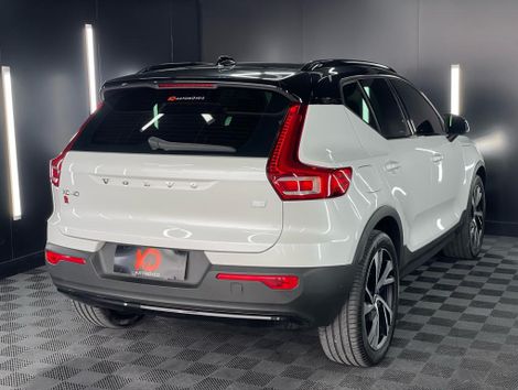 Volvo XC 40 T-5 HÍBRIDO R-DESIGN 1.5 262CV FWD