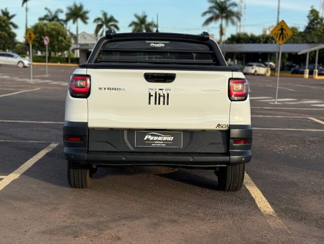 Fiat Strada Freedom 1.3 Flex 8V CD