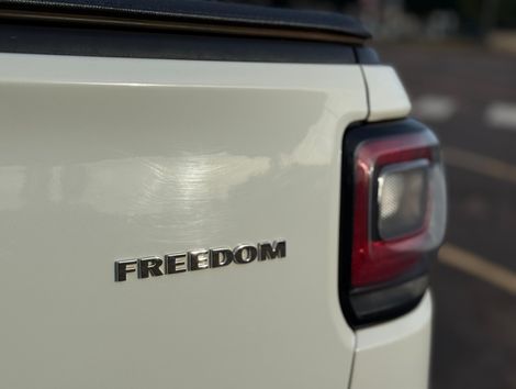 Fiat Strada Freedom 1.3 Flex 8V CD