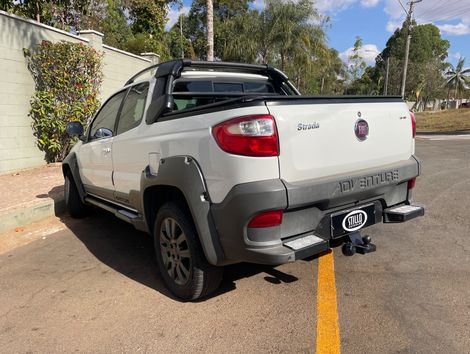 Fiat Strada Adventure1.8/ 1.8 LOCKER Flex CD