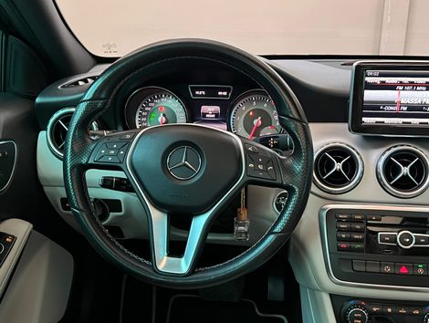 Mercedes GLA 200 Vision 1.6/1.6 TB 16V Flex Aut.