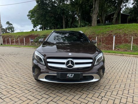 Mercedes GLA 200 Vision 1.6/1.6 TB 16V Flex Aut.