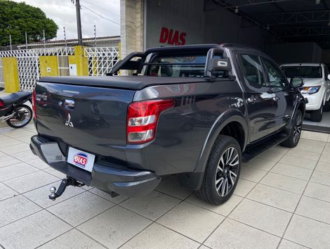 Mitsubishi L200 Triton Sport HPE-S 2.4 CD Dies. Aut