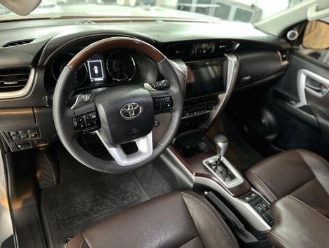 Toyota SRX 4x4 2.8 TDI 16V Dies. Aut.