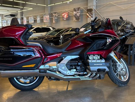 HONDA GOLD WING TOUR 1800