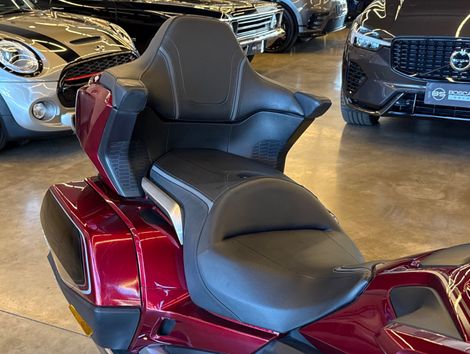 HONDA GOLD WING TOUR 1800