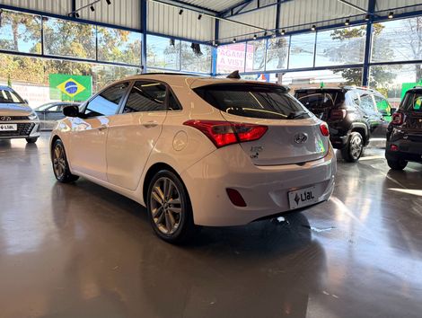 Hyundai i30 1.8 16V Aut. 5p