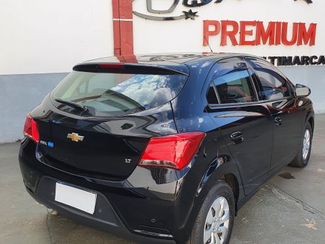 Chevrolet ONIX HATCH LT 1.0 8V FlexPower 5p Mec.