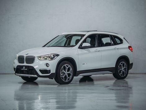 BMW X1 SDRIVE 20i X-Line 2.0 TB Active Flex