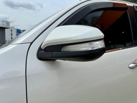 Toyota Hilux SW4 SRX 4x4 2.8 TDI 16V Dies. Aut.