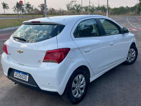 Chevrolet ONIX HATCH LT 1.0 8V FlexPower 5p Mec.