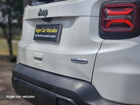 Jeep Renegade Long. T270 1.3 TB 4x2 Flex Aut.