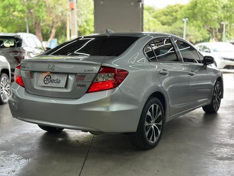 Honda Civic Sedan LXR 2.0 Flexone 16V Aut. 4p