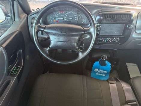 Ford Ranger XL 2.8 8v 135cv 4x4 CD TB Diesel