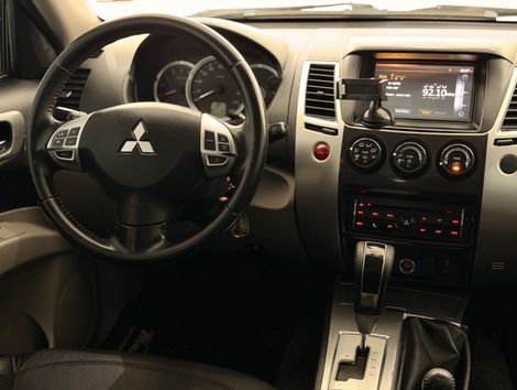 Mitsubishi Pajero DAKAR HPE 3.2 4x4 T.I Dies 5p Aut
