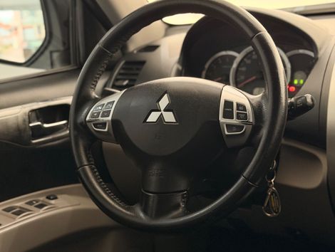 Mitsubishi Pajero DAKAR HPE 3.2 4x4 T.I Dies 5p Aut