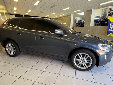 Volvo XC 60 T-5 MOMENTUM 2.0 245cv FWD 5p