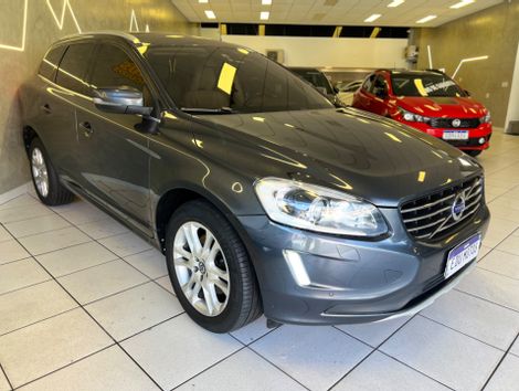 Volvo XC 60 T-5 MOMENTUM 2.0 245cv FWD 5p