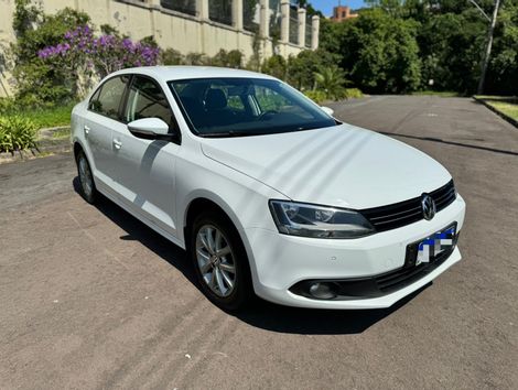 VolksWagen JETTA Comfortline 2.0 T.Flex 8V 4p Tipt.