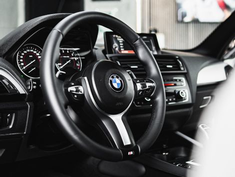 BMW M 135i 3.0 24V 320cv