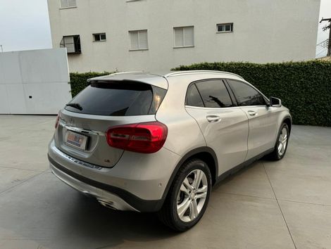 Mercedes GLA 200 Advance 1.6/1.6 TB 16V Flex Aut.