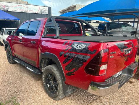 Toyota Hilux CD SR CHALL. 4x4 2.8 TDI Dies Aut.