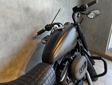 Harley XL 1200 CX ROADSTER