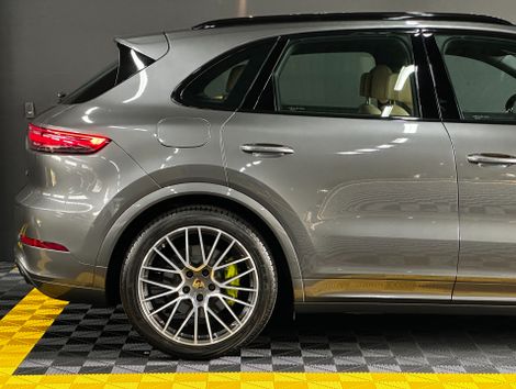 Porsche Cayenne E-Hybrid 3.0 V6 462cv