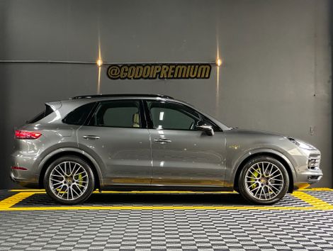 Porsche Cayenne E-Hybrid 3.0 V6 462cv