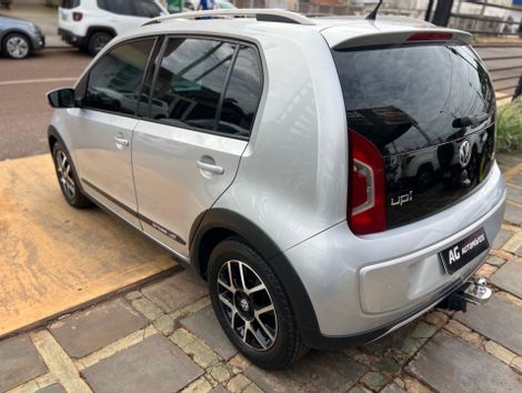 VolksWagen up! cross 1.0 TSI Total Flex 12V 5p