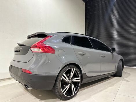 Volvo V40 T-4 Cross Country 2.0 FWD Aut.