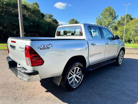 Toyota Hilux CD SRX 4x4 2.8 TDI 16V Diesel Aut.